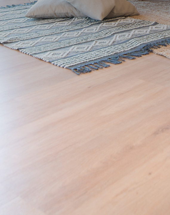 Installed laminate flooring in in Orlando, FL